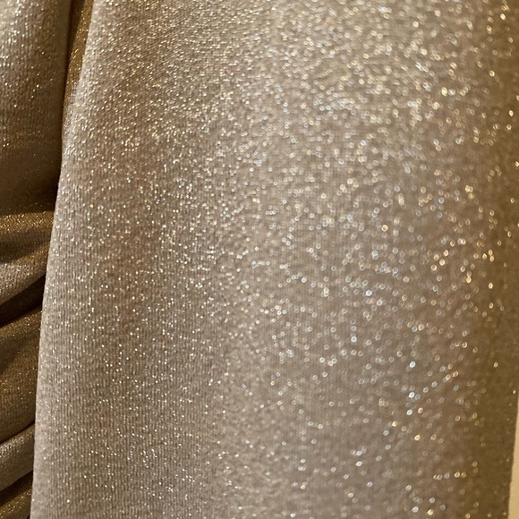 Bcbgeneration Women's Ruched Long Sleeve Crop Top with Square Neck NWT - Picture 4 of 9